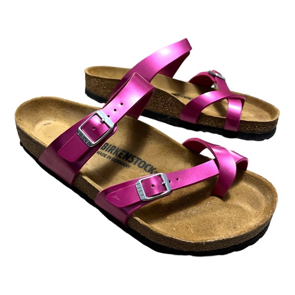 Birkenstock Shoes - Birkenstock’s Mayari metallic magenta leather size 39 ladies 8 male 6